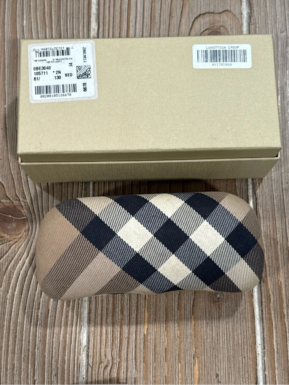Burberry Cream and Gold Logo Accessory Box